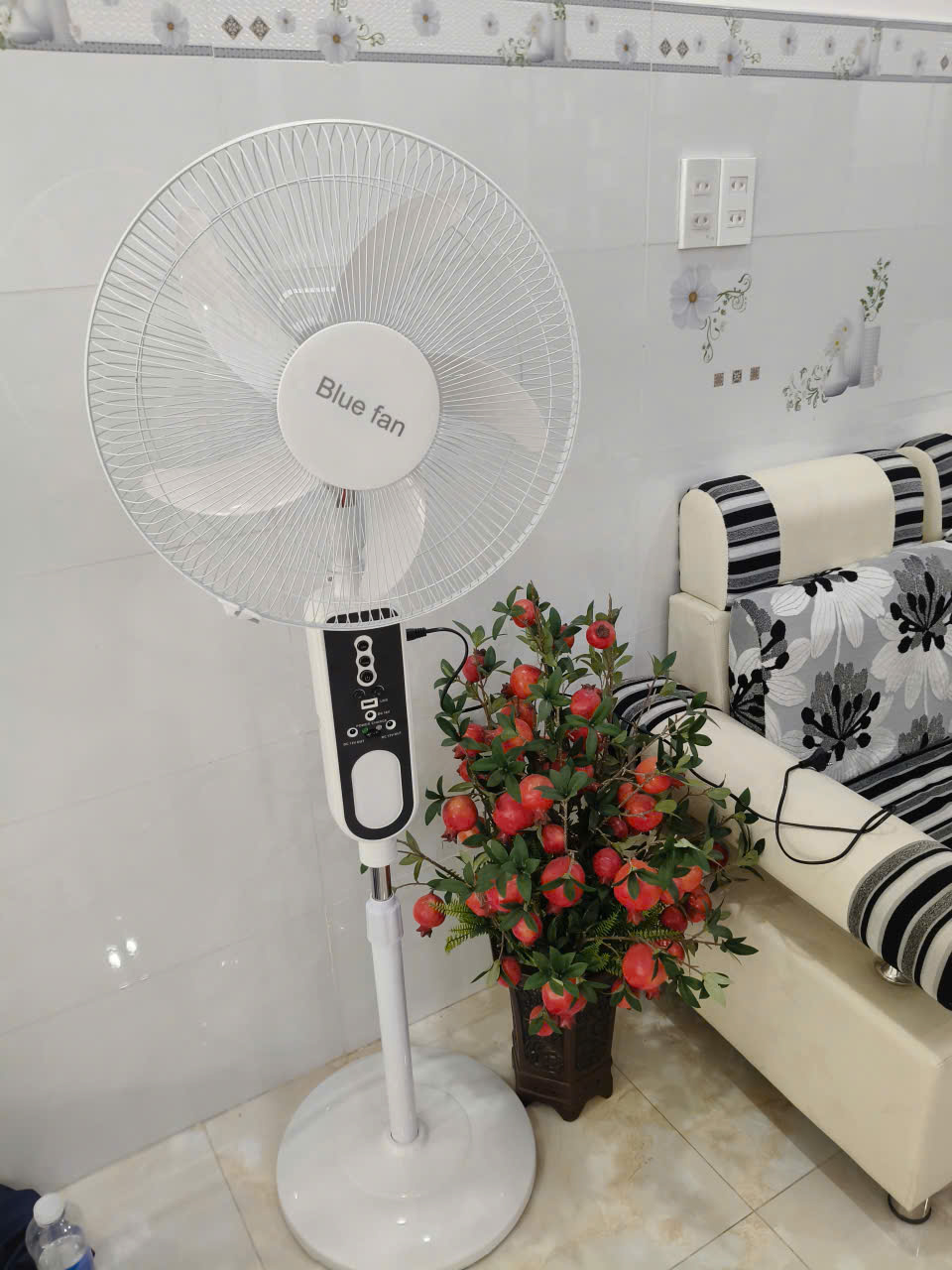 Quạt Năng Lượng Mặt Trời BLUE SOLAR FAN LD-8016 – Giải Pháp Làm Mát Tiết Kiệm Khi Mất Điện - Ảnh 3