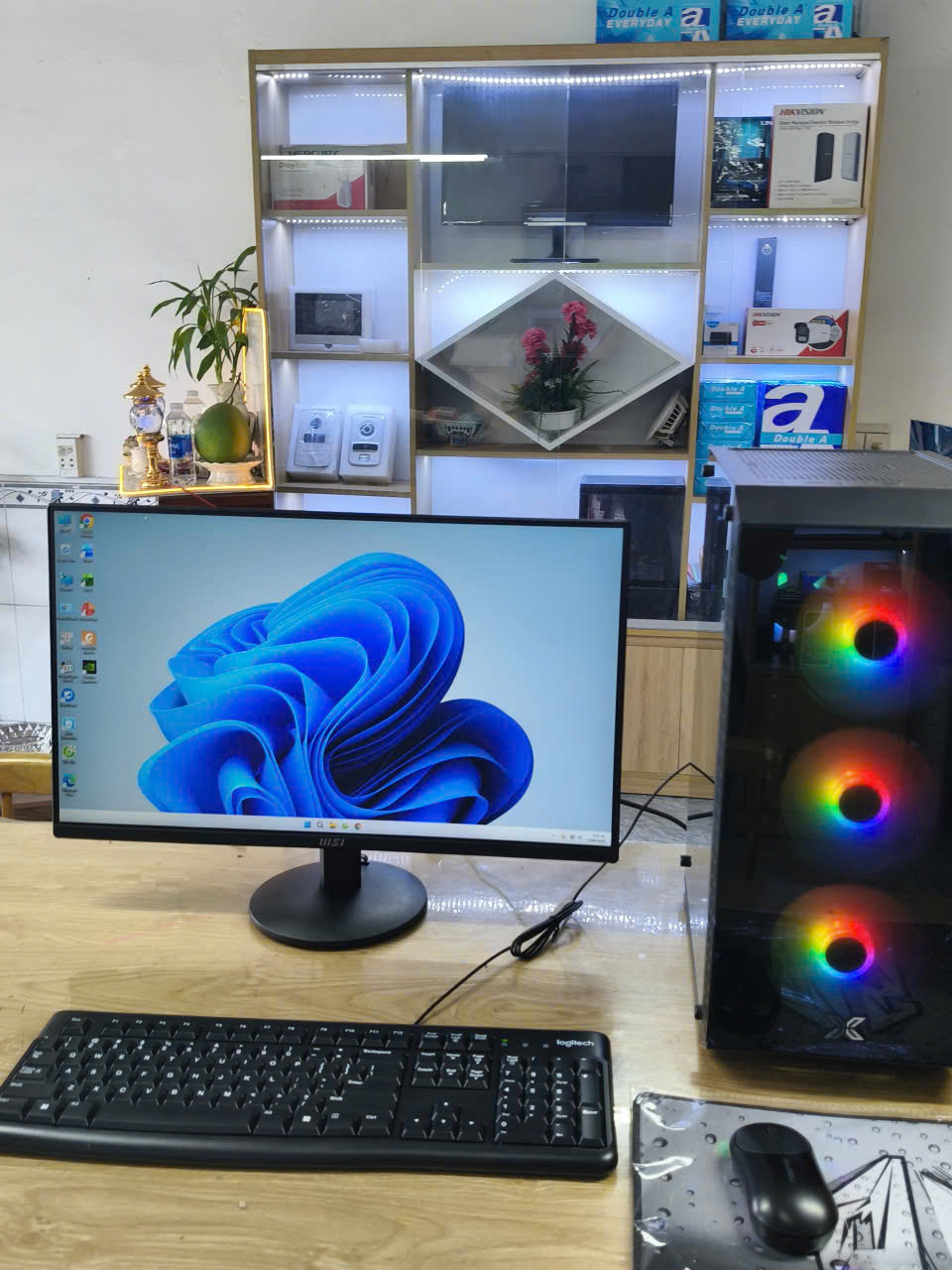 Màn Hình MSI PRO MP242L 23.8 Inch FHD IPS 100Hz Chính Hãng | Tân Thuận - Ảnh 3